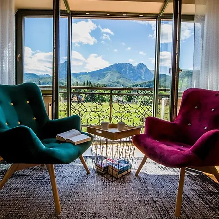 Apolonia Homestay