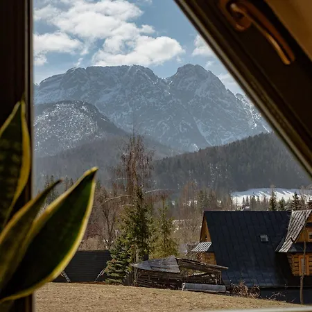 Apolonia Jacuzzi & Sauna Bed & Breakfast