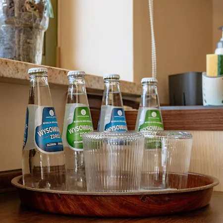 Frühstückspension Apolonia Jacuzzi & Sauna 3*