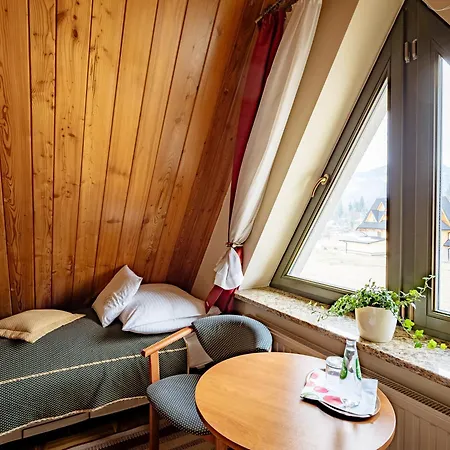 Apolonia Jacuzzi & Sauna Bed & Breakfast 3*