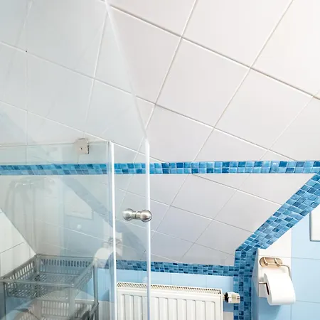 Apolonia Jacuzzi & Sauna 3*