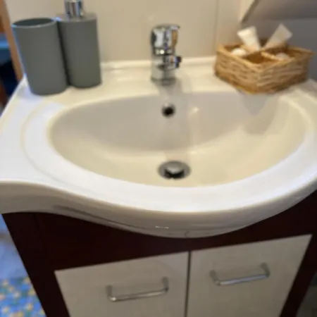 Apolonia Jacuzzi & Sauna 3*