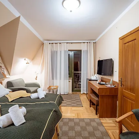 Apolonia Jacuzzi & Sauna 3* Закопане