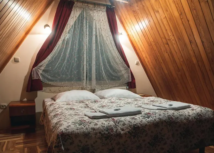 בית אירוח Apolonia *