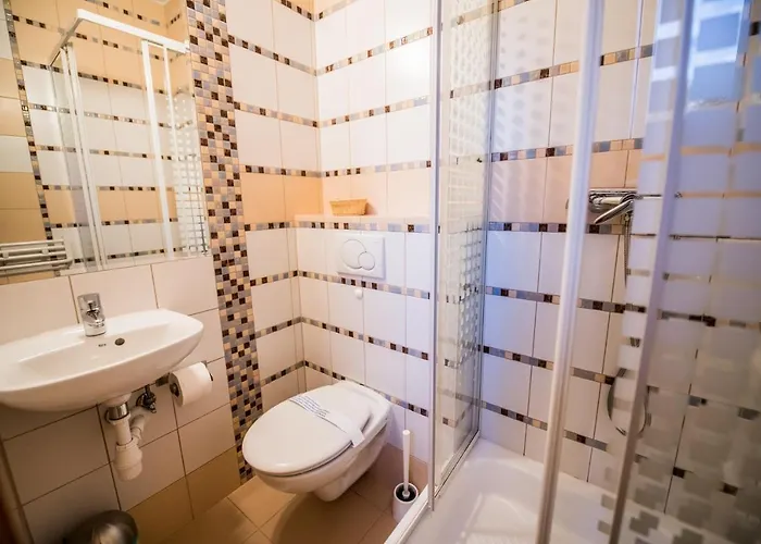 Apolonia בית אירוח