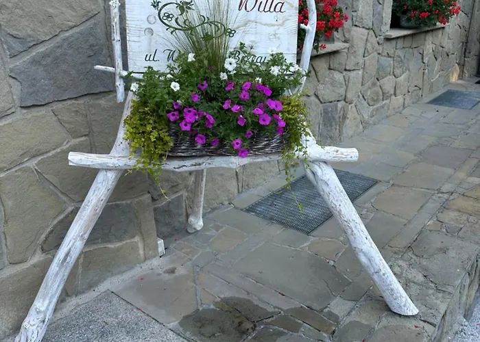 Apolonia בית אירוח *